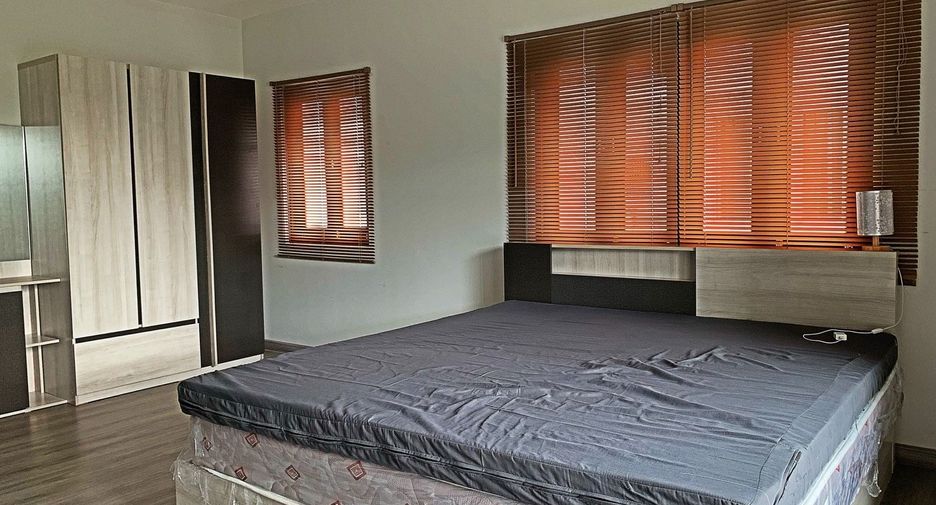 For rent 5 ベッドルーム house in San Kamphaeng, Chiang Mai