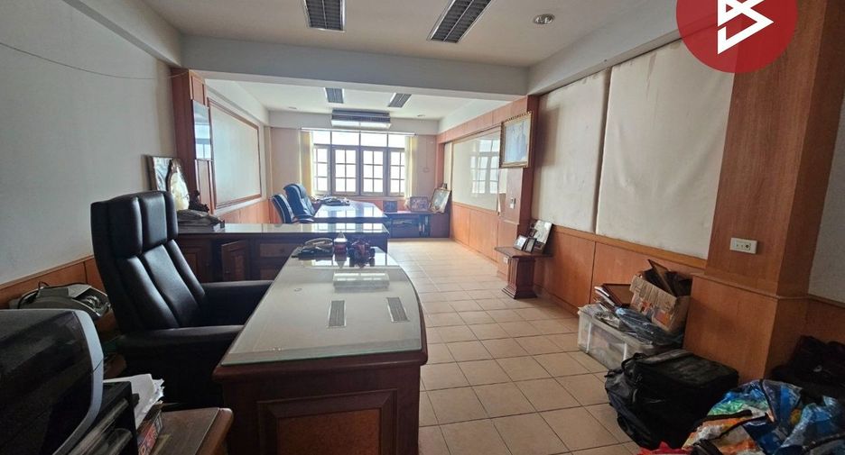 À vendre 5 chambres local commercial à Pak Kret, Nonthaburi