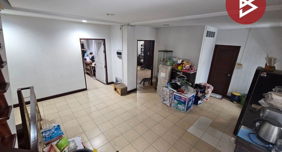 À vendre 5 chambres local commercial à Pak Kret, Nonthaburi