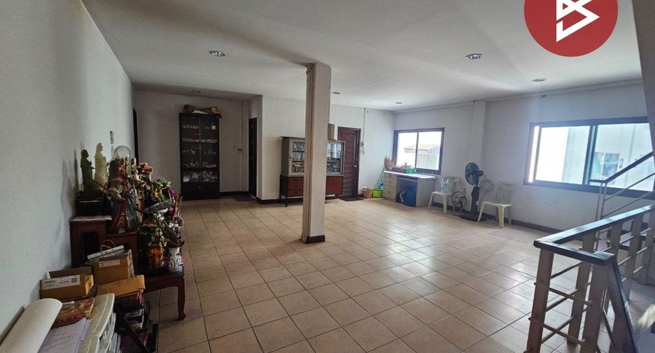 À vendre 5 chambres local commercial à Pak Kret, Nonthaburi