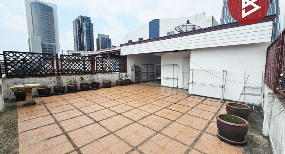 À vendre 5 chambres local commercial à Pak Kret, Nonthaburi