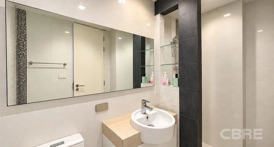 For sale 2 bedrooms condo in Sathon, Bangkok
