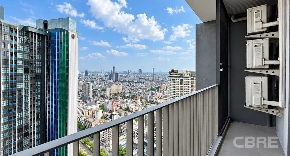 For sale 2 bedrooms condo in Sathon, Bangkok
