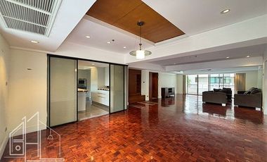 For rent 4 bedrooms apartment in Watthana, Bangkok