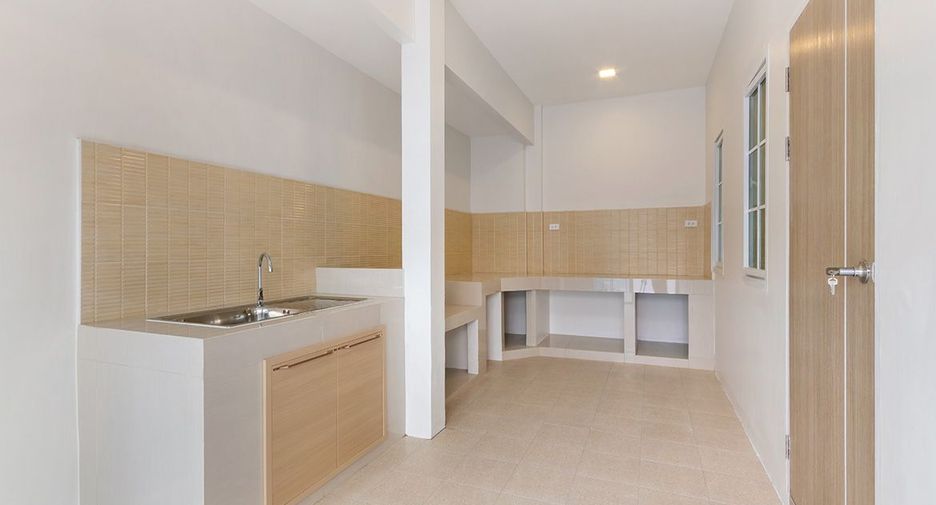 Haus zum Kauf mit 4 Zimmer in Bang Kruai, Nonthaburi