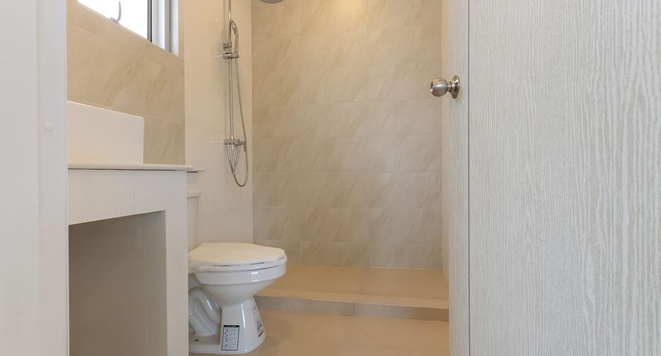 Haus zum Kauf mit 4 Zimmer in Bang Kruai, Nonthaburi