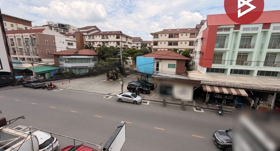 Gewerbefläche zum Kauf mit 1 Zimmer in Mueang Chon Buri, Chonburi
