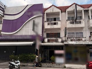 Gewerbefläche zum Kauf mit 1 Zimmer in Mueang Chon Buri, Chonburi