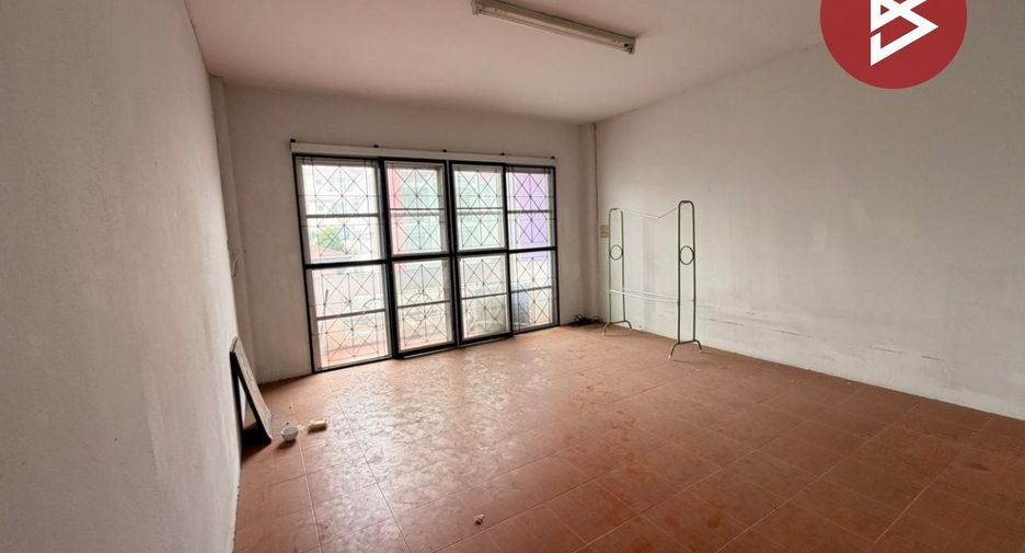 Gewerbefläche zum Kauf mit 1 Zimmer in Mueang Chon Buri, Chonburi