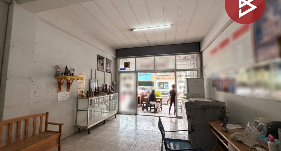 Gewerbefläche zum Kauf mit 1 Zimmer in Mueang Chon Buri, Chonburi