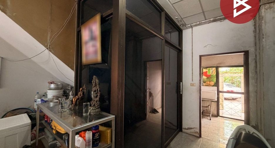 Gewerbefläche zum Kauf mit 1 Zimmer in Mueang Chon Buri, Chonburi
