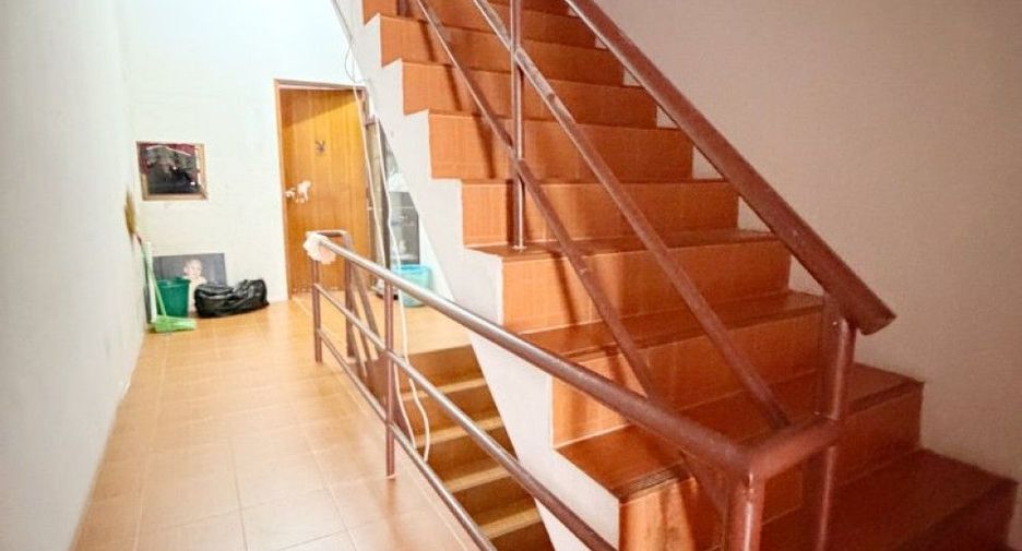Gewerbefläche zum Kauf mit 1 Zimmer in Mueang Chon Buri, Chonburi