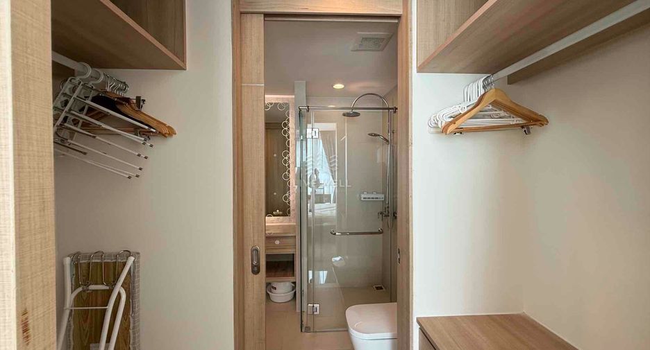 À louer 2 chambres condo à Bang Lamung, Chonburi