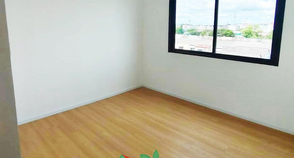 Reihenhaus zum Kauf mit 3 Zimmer in Bang Bon, Bangkok