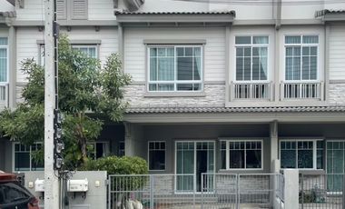出售 2 卧室 联排别墅 在 Bang Bua Thong, Nonthaburi