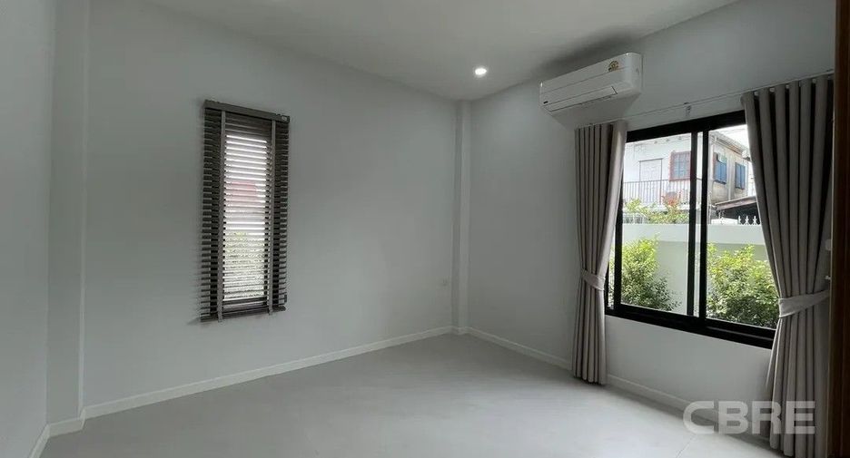 出售 8 卧室 独立屋 在 Bang Na, 曼谷