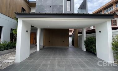 For sale 8 bedrooms house in Bang Na, Bangkok