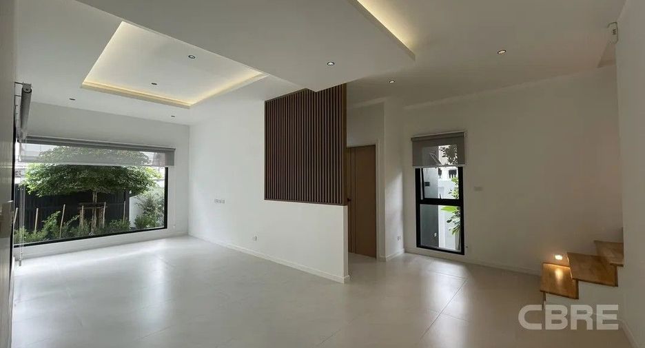 出售 8 卧室 独立屋 在 Bang Na, 曼谷