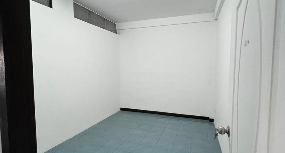 出租 8 卧室 商业空间 在 Mueang Chiang Mai, Chiang Mai