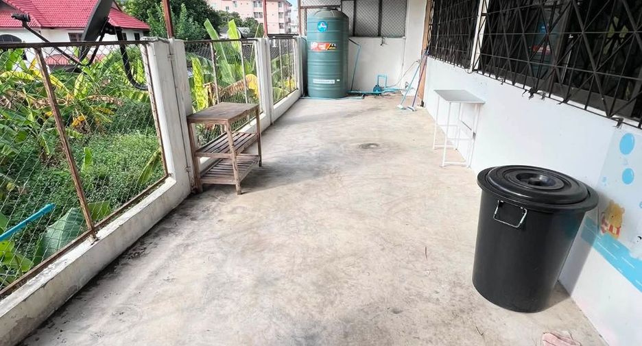 出租 8 卧室 商业空间 在 Mueang Chiang Mai, Chiang Mai