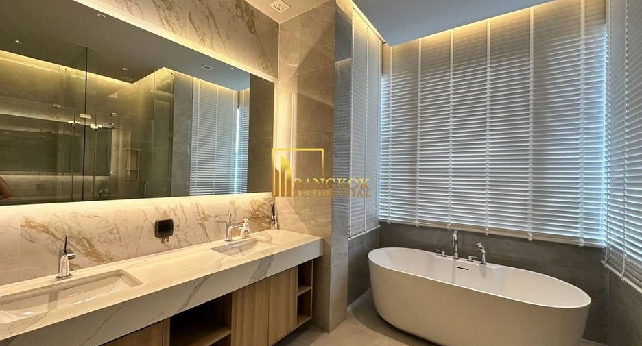 For rent 5 bedrooms villa in Suan Luang, Bangkok