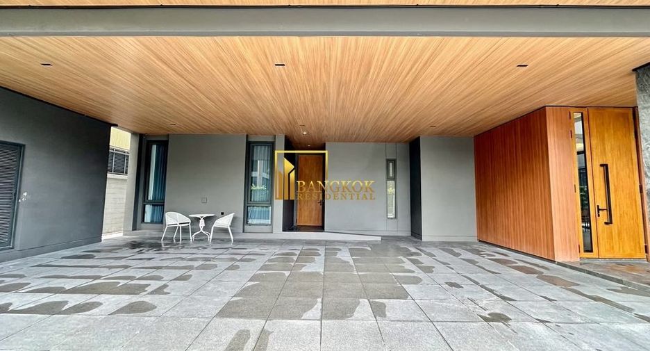For rent 5 bedrooms villa in Suan Luang, Bangkok