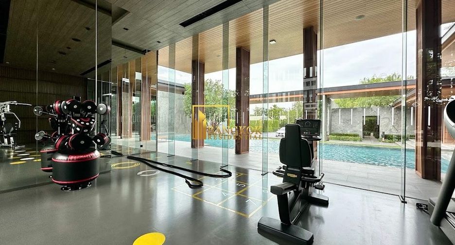 For rent 5 bedrooms villa in Suan Luang, Bangkok