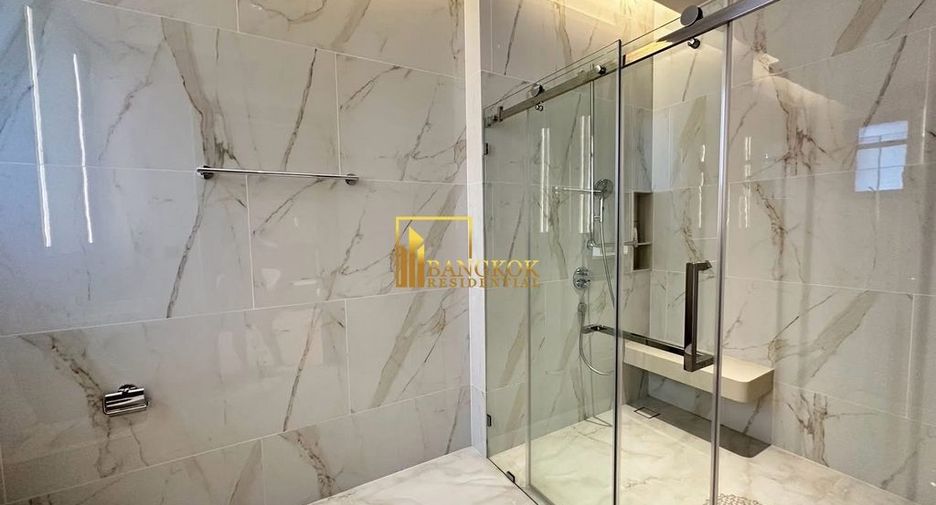 For rent 5 bedrooms villa in Suan Luang, Bangkok