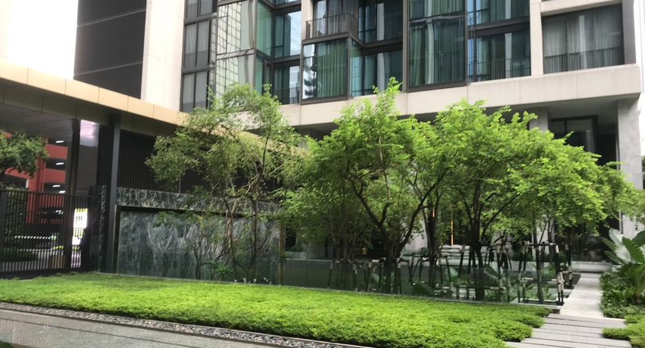 For sale 1 bed condo in Pathum Wan, Bangkok