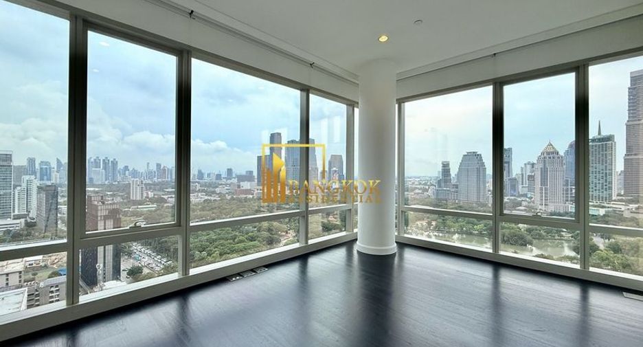 Condo en alquiler y en venta de 3 habitaciones en Pathum Wan, Bangkok