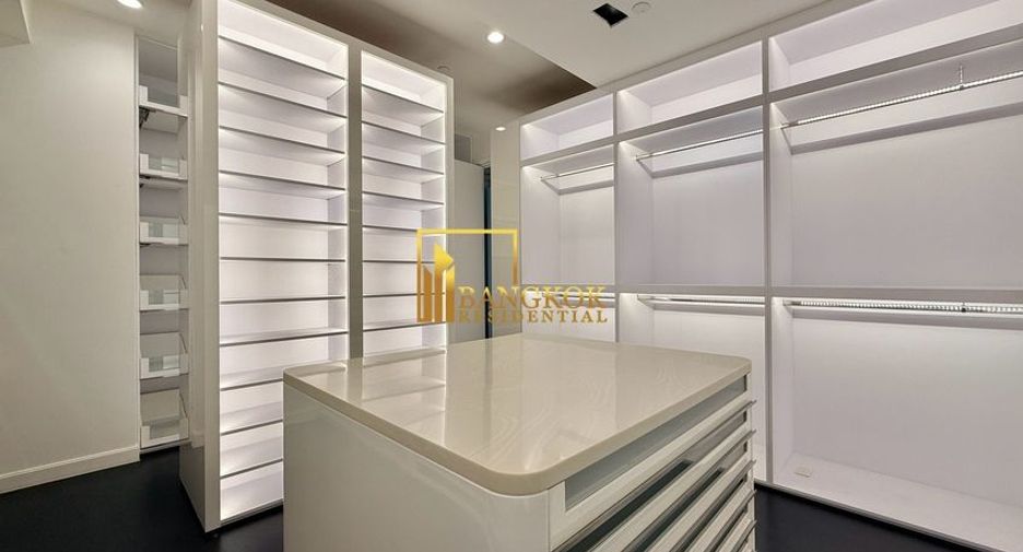 Condo en alquiler y en venta de 3 habitaciones en Pathum Wan, Bangkok