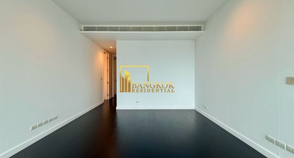 Condo en alquiler y en venta de 3 habitaciones en Pathum Wan, Bangkok
