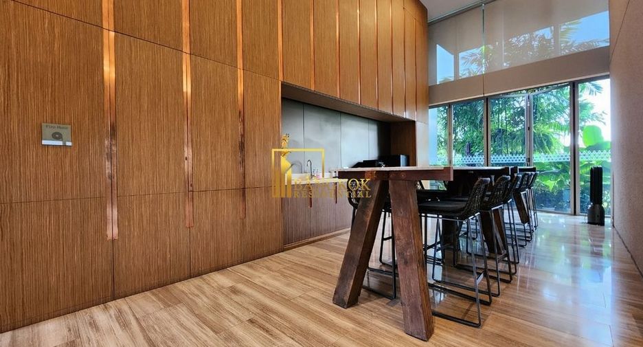 Condo en alquiler y en venta de 3 habitaciones en Pathum Wan, Bangkok