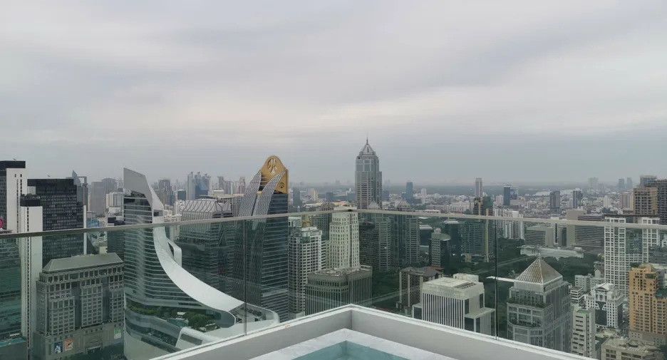For sale 1 bed condo in Pathum Wan, Bangkok