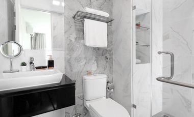 Condo en alquiler y en venta de 1 habitaciones en Watthana, Bangkok