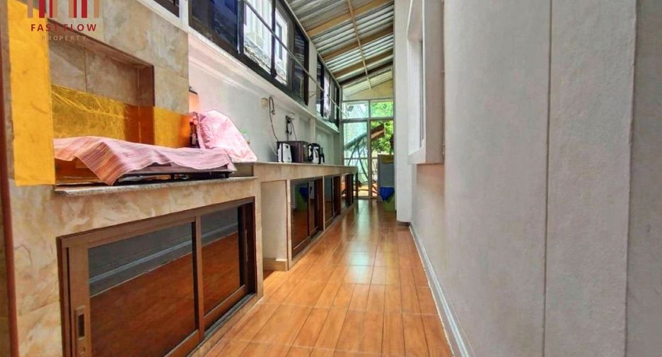 Reihenhaus zum Kauf mit 3 Zimmer in Khan Na Yao, Bangkok
