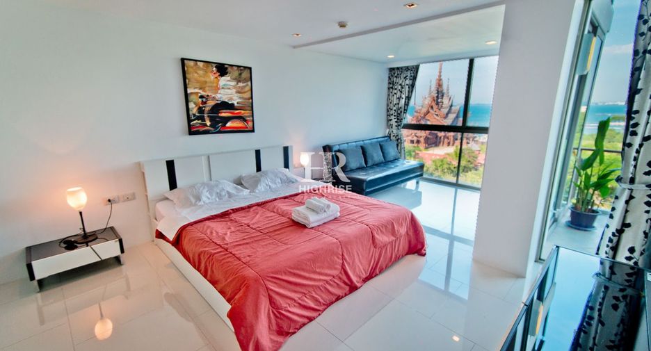 For rent 2 bedrooms condo in Bang Lamung, Chonburi
