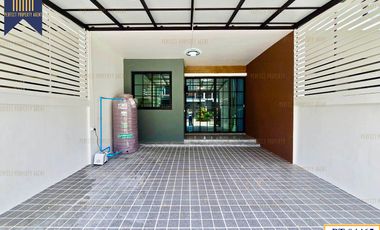 For sale 3 bedrooms townhouse in Lat Krabang, Bangkok