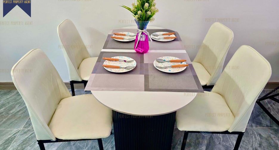 For sale 3 bedrooms townhouse in Lat Krabang, Bangkok