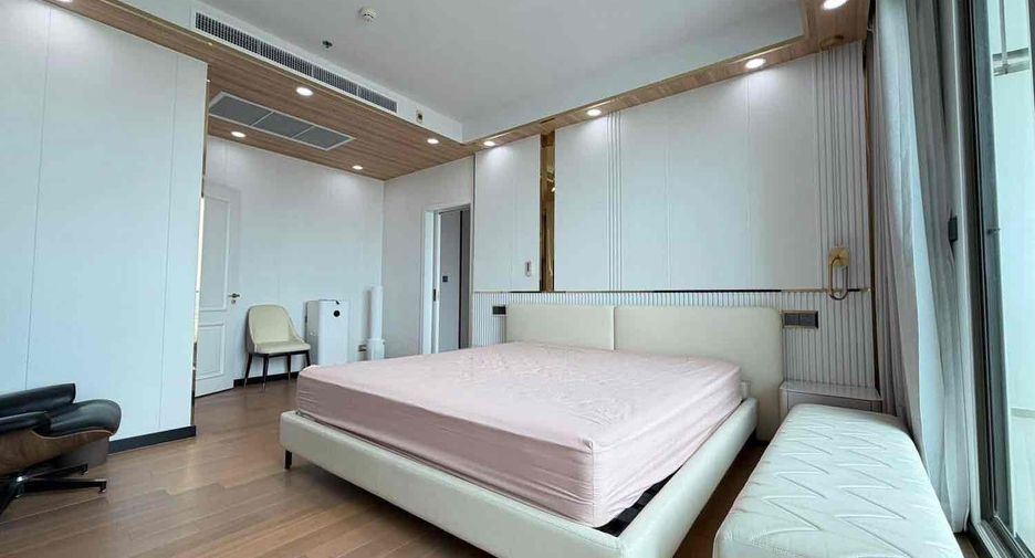 À vendre 4 chambres condo à Watthana, Bangkok