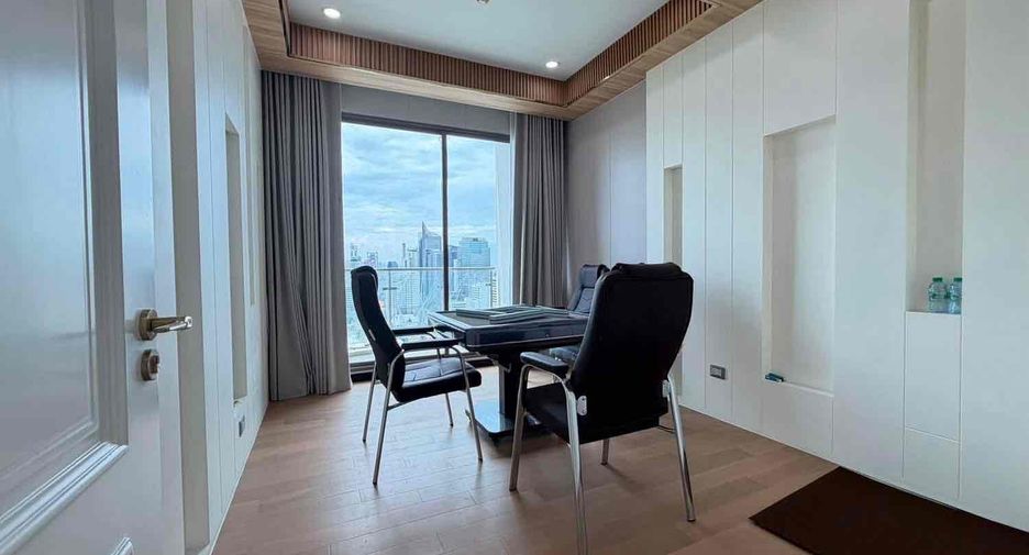 À vendre 4 chambres condo à Watthana, Bangkok