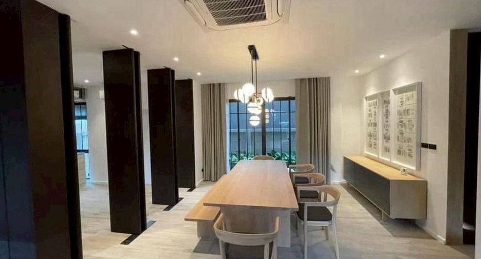 À vendre 4 chambres maison à Pak Kret, Nonthaburi