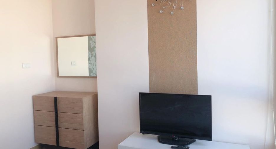 For rent 1 bed condo in Phra Khanong, Bangkok