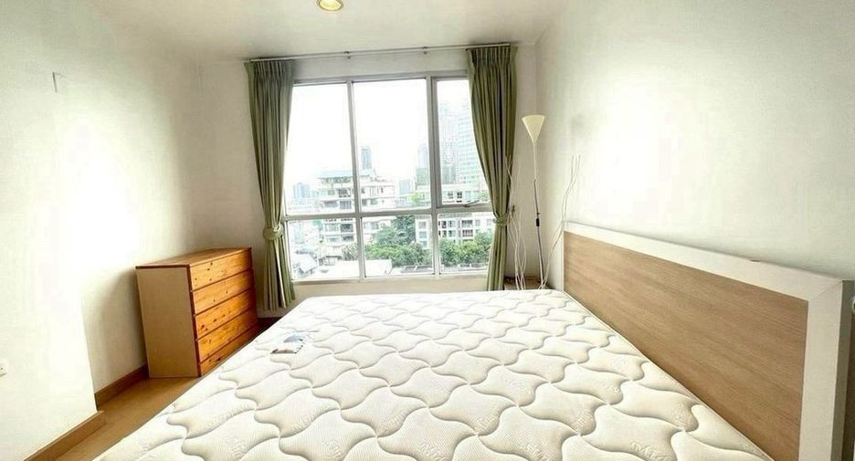 Condo en alquiler de 2 habitaciones en Khlong Toei, Bangkok