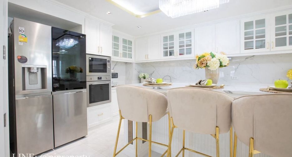 Wohnung zur Miete mit 2 Zimmer in Ratchathewi, Bangkok