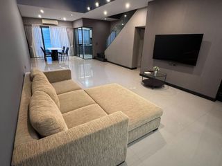 出租 和 出售 3 卧室 联排别墅 在 Lat Phrao, 曼谷