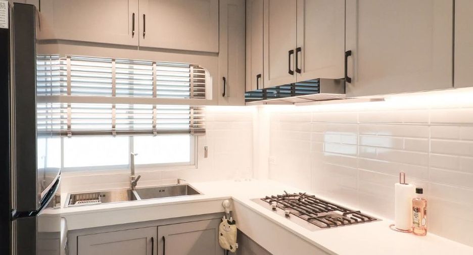 For rent 4 ベッドルーム house in Bang Kruai, Nonthaburi