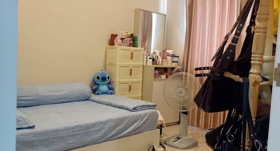 Reihenhaus zum Kauf mit 4 Zimmer in Bang Yai, Nonthaburi
