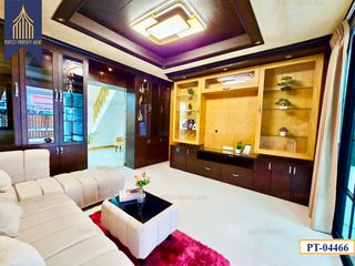 For sale 2 ベッドルーム townhouse in Lat Krabang, Bangkok