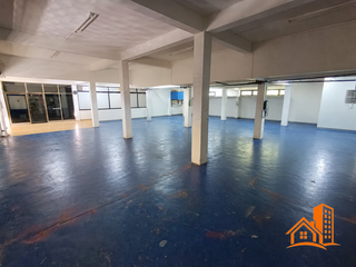 For sale 11 ベッドルーム retail Space in Phra Khanong, Bangkok